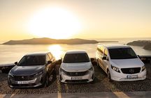 Discover Santorini: Private Tour with a Local Driver