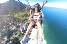 Double parachute flights in Rio de Janeiro