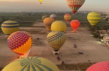 Sunrise Hot Air Balloon ride over the Pharaoh's sites at Luxor