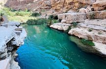 2 Days Private Wadi Shab Tour in Desert Safari