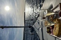 Ibiza sunset boat trip with appetizers and champagne, 6 guests
