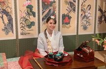 Hanbok Experience & Seasonal Half-Day Private Package Tour 