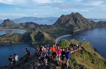 One Day Komodo Tour & Snorkeling by Speedboat