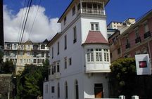 Valparaiso Highlights Walking Tour with A Guide 