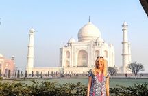 From Delhi: Taj Mahal and Agra Tour from Delhi with 5-Star Lunch