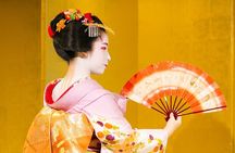 Maiko Night Performance with Kaiseki-style Kyoto cuisine Dinner