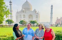 Private Taj Mahal, Agra Fort & Baby Taj Tour from Delhi by Car