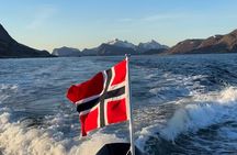 3 Hours Private Exclusive Boat Sightseeing in Leknes (group 1-4)