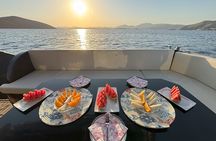 Bodrum Private Motor-Yacht Sunset Tour With Dinner For 3 Hour 