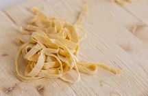 Enjoy Spritz and Pasta Making in Piazza Navona