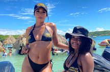 Weekend party on Isla Cholón
