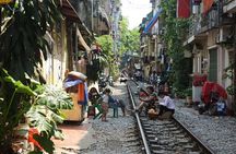 Hanoi Private Guided Street Food Tour with Train Street