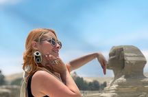 Private Tour to Giza Pyramids with professional Photographer 