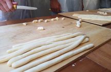 Orecchiette Cooking Class and Wine Pairing in Lecce