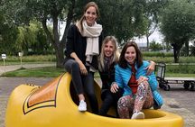 Private Tour to Holland, Zaanse Schans, Volendam, and Marken