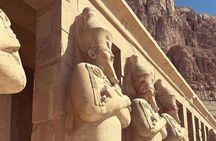 Luxury Private Luxor Day Trip from Hurghada with Felucca
