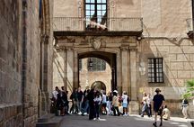 Barcelona Walking Tour: Explore Top Sights & Hidden Gems