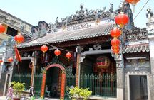 Cu Chi Tunnels and Saigon Highlights Day Trip