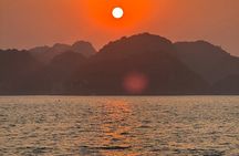 Charter Yacht 3-hour: Enjoy the Breathtaking Sunset on Halong Bay