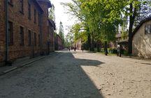 Auschwitz Birkenau Guided Tour with Hotel Pickup from Cracow