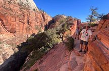  Zion National Park- Angels Landing Guided Hike Permit Included