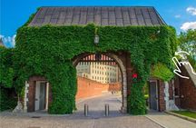 Krakow City Tour on Scooter and Food Tasting with English Guide