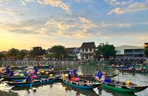 Explore Hoi An Heritage : River boat with Lantern Release