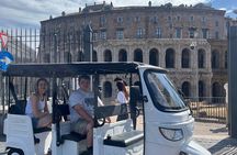 Tour privato al centro di Roma con un E-Tuk elettrico
