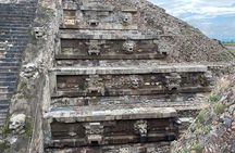 Private Tour with Archaeologist and VR Experience at Teotihuacan