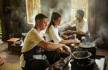 Cook Local Northern Thai Food in Traditional House