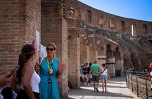 Colosseum Tour with Palatine Hill and Roman Forum