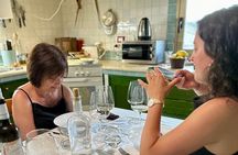 Wine tasting with gastronomic experience at Leonarda's home