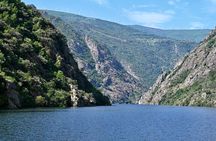 Ribeira Sacra Tour; Canyons, Sil River and Ourense