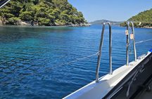 Islands Tour on Luxurious Jeanneau Sun Odyssey