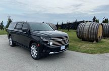 Niagara-on-the-Lake Private Wine and Dinner Tour in Private SUV