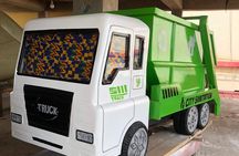 Half Day Fantasy Coffins and Art Tour in Accra.