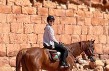  horse riding 2 hours tour in Wadi Rum