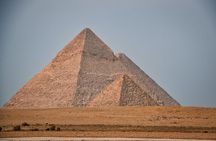 Giza Pyramids to Egyptian Museum and Bazaar Full Day Tour