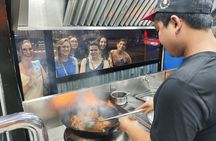 Bangkok Michelin Food Tour with Hotel Pick-up and Dinner