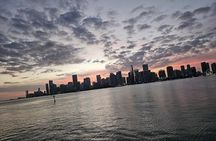Miami Skyline Sunset Cruise of Biscayne Bay & Millionaire Homes 