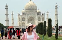 Delhi to Taj Mahal Day Trip by Superfast Train with Guide