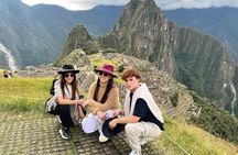 Full Day Private Guided Tour in Machu Picchu