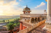 Same Day Agra Tour by Indian Superfast Train from New Delhi