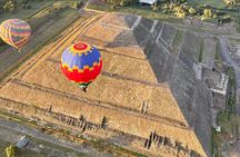 Balloon flight with pyramids tour and transportation from Mexico City