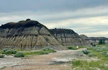 Day of Dinosaurs & Hoodoos from Calgary to Drumheller Badlands