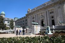 Annapolis Historic Walking Tour at Harbor and Naval Academy 