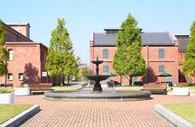 From Nagoya: Guided Tour of Both Toyota Museums (small group)