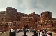 Taj Mahal Private Day Tour From Delhi with Transportation