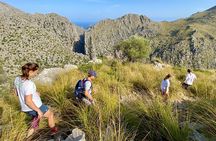 Hiking in Mallorcas Torrent de Pareis