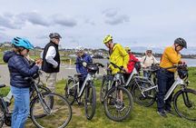 Victoria City Highlights E-Bike Tour - Castle Hoods & Legends